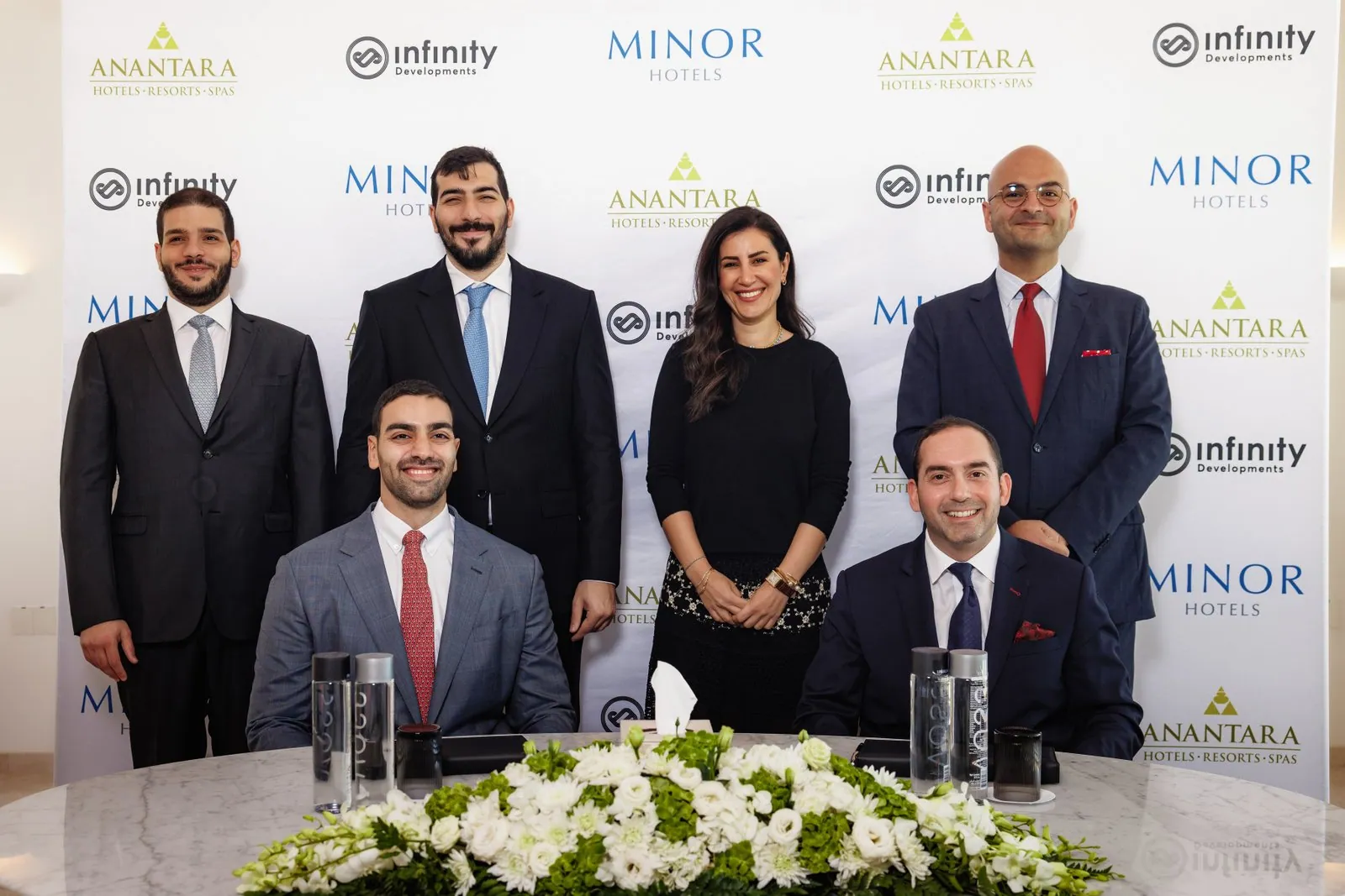 Signing ceremony between Minor Hotels and Infinity Developments for Anantara Zanzibar Resort